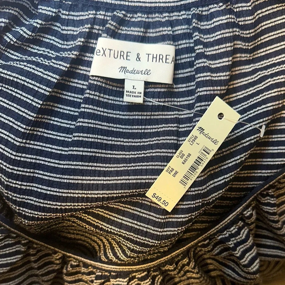 Madewell Navy and White Size Large Texture & Thread Short Sleeve Blouse - Picture 6 of 7